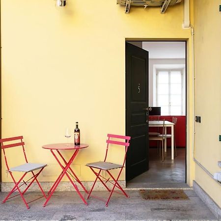 Be Happy - The House Of Travelers Apartment Комо Екстериор снимка